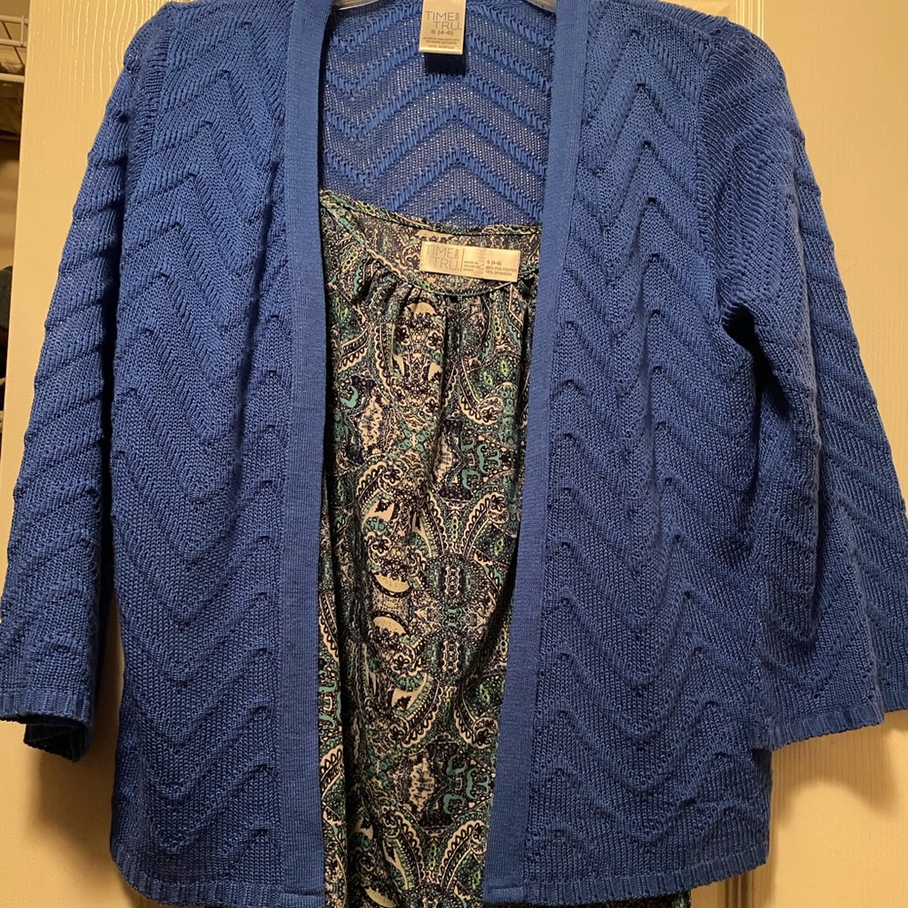 Sweater and under top tank combo